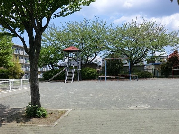 日野八丁目公園