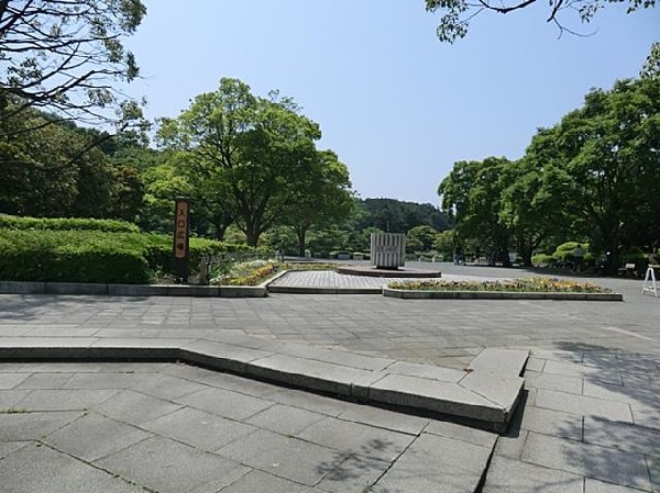 こども自然公園(こども自然公園まで1600m)