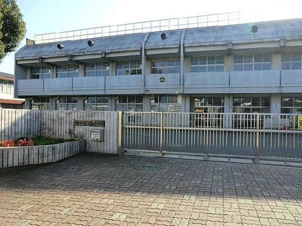 横浜市立緑が丘中学校(横浜市立緑が丘中学校まで2200m)