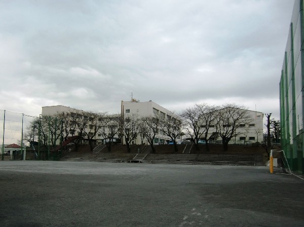 横浜市立城郷中学校(横浜市立城郷中学校まで1000ｍ)