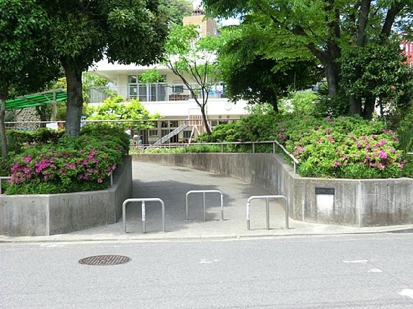 神戸町公園(神戸町公園まで210m)