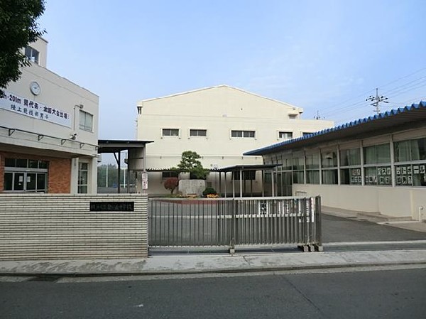 横浜市立下和泉小学校(横浜市立下和泉小学校まで450m)