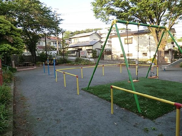 芹が谷第三公園(芹が谷第三公園まで650m)