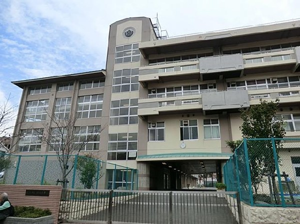 横浜市立杉田小学校(横浜市立杉田小学校まで1300m 小学校近く♪お子様も通学も安心です♪)