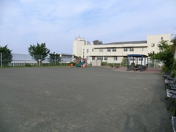 中尾町第四公園(中尾町第四公園まで400ｍ)