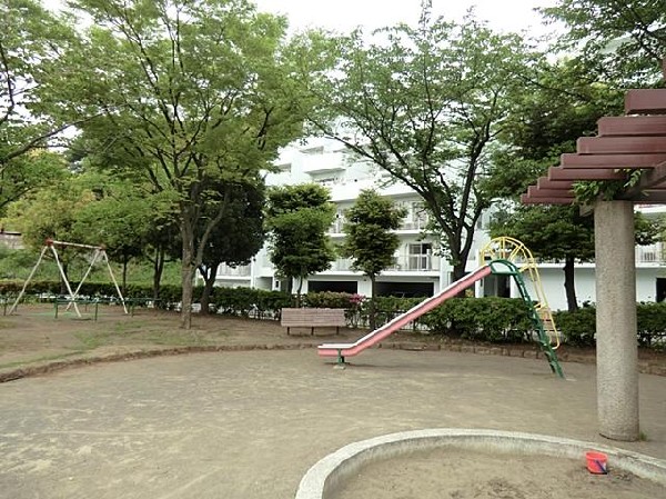 名瀬下第八公園(名瀬下第八公園まで350m)