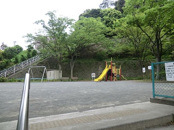 笹下奈良郷公園(笹下奈良郷公園まで130m)