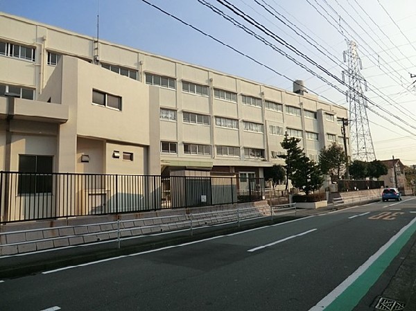 横浜市立川上小学校