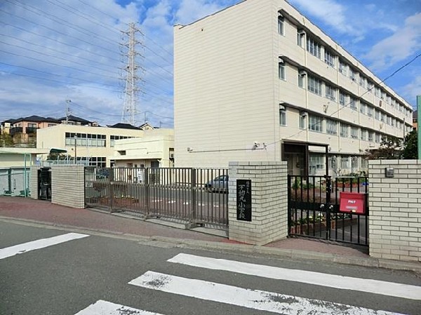 横浜市立不動丸小学校(横浜市立不動丸小学校まで450m)