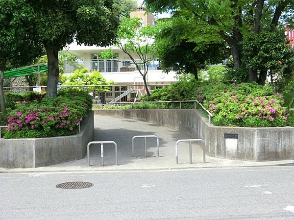 神戸町公園(神戸町公園まで800ｍ)