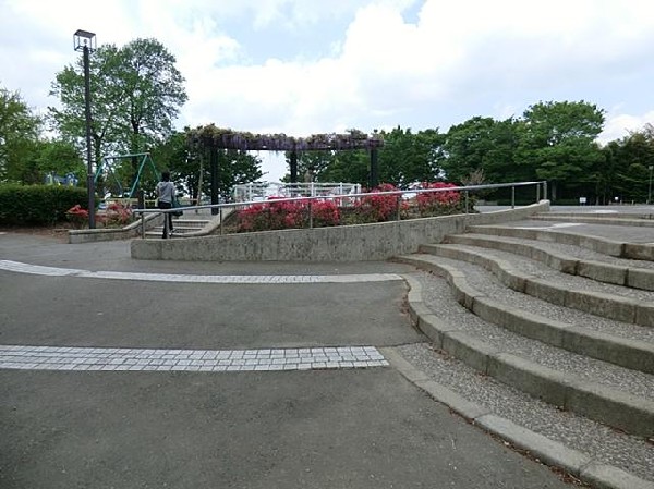 川上公園(川上公園まで110m)