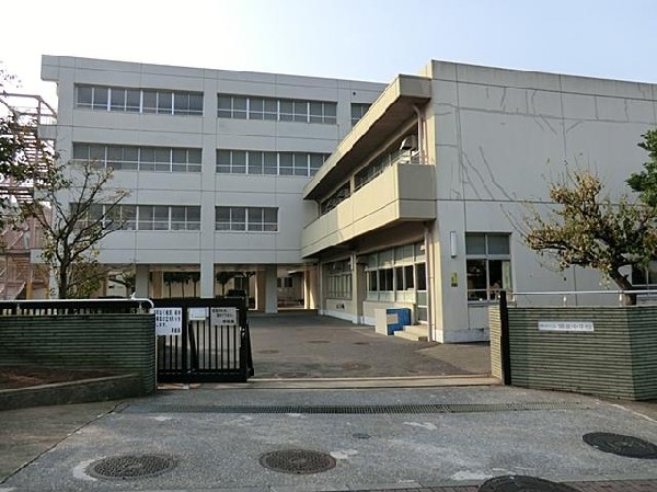 横浜市立領家中学校(横浜市立領家中学校まで350m)