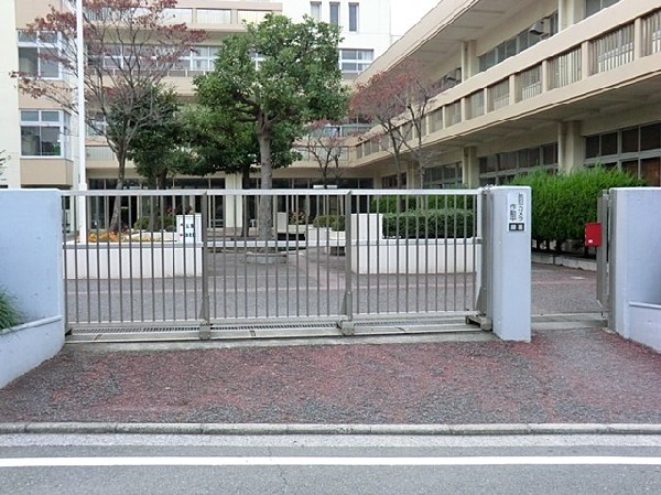 横浜市立西谷中学校(横浜市立西谷中学校まで450ｍ)