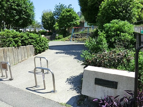 富岡東一丁目公園(富岡東一丁目公園まで350ｍ)