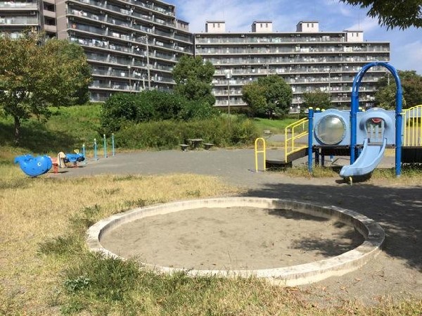 仏向倉沢北公園(仏向倉沢北公園まで450m)