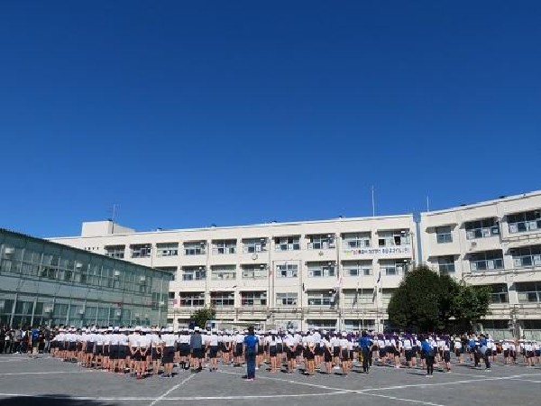 横浜市立本宿小学校(横浜市立本宿小学校まで840m)