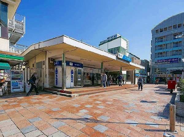 向ヶ丘遊園駅(小田急線急行停車駅の「向ヶ丘遊園」駅。周辺には商業施設や銀行等の施設が揃っています。)