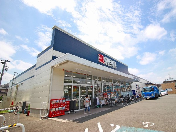 クリエイトS・D川崎南野川店(スーパーやコンビニとともに生活に欠かせないドラッグストアは、近所にあると頼もしい限りですね。)