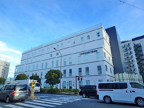 済生会神奈川県病院(2016年に新西館がオープンし、神奈川区の中核病院となっている。各種内科、外科など20の診療科がある。)